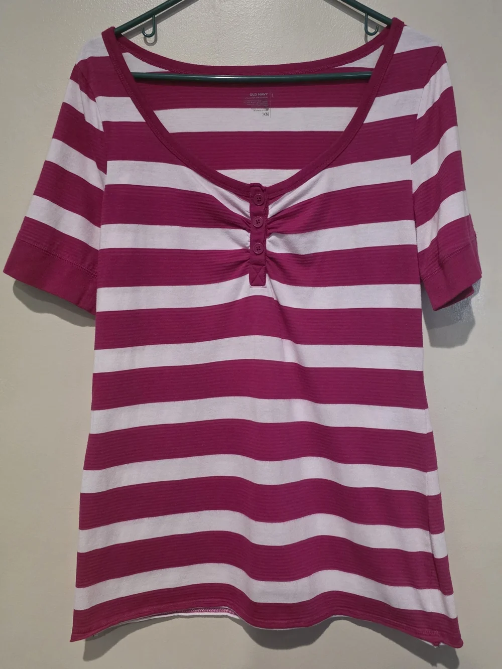 Old Navy Women's Pink White Striped Knit Henley V-Neck Short Sleeve T-Shirt L